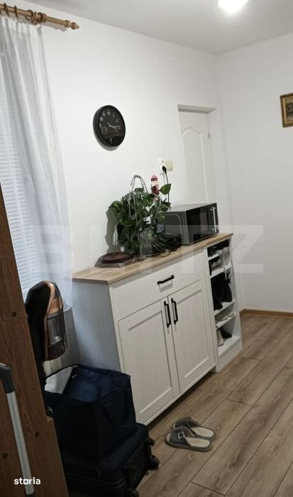 Apartament cu 3 camere, semidecomandat, 84 mp, zona Semicentrala