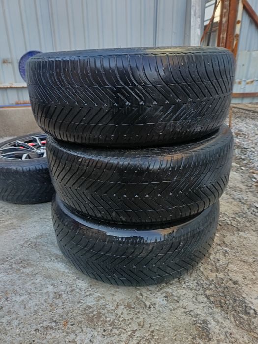 Продоется сака диски