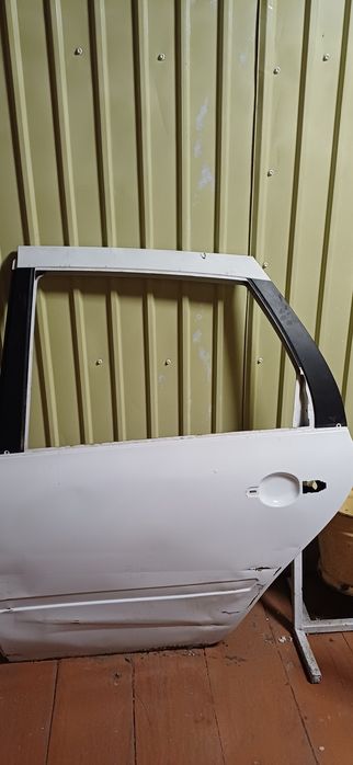 Задный двер LADA GRANTA FL