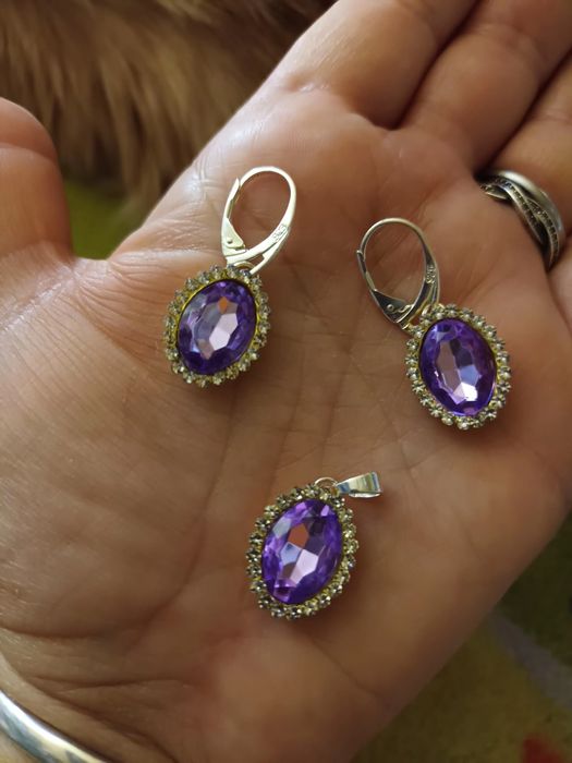 Set frumos dama pietre mov și strasuri