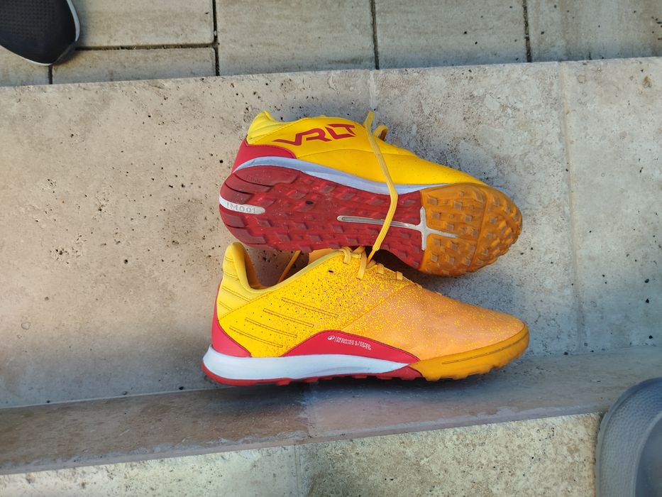 Tenesi Fotbal Kipsta 42