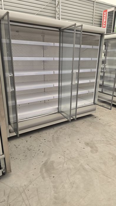 Vitrina frigorifica JBG2 cu agregat extern nou Embraco