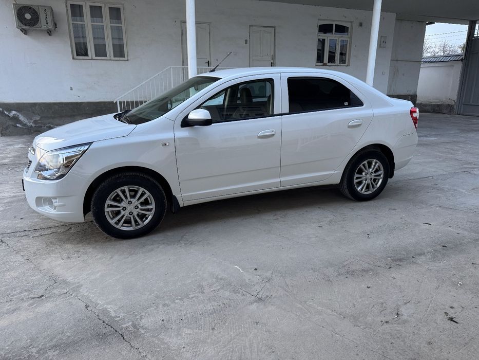 2025 Kobilt gaz chehol polik qoyilgan minishga tayor