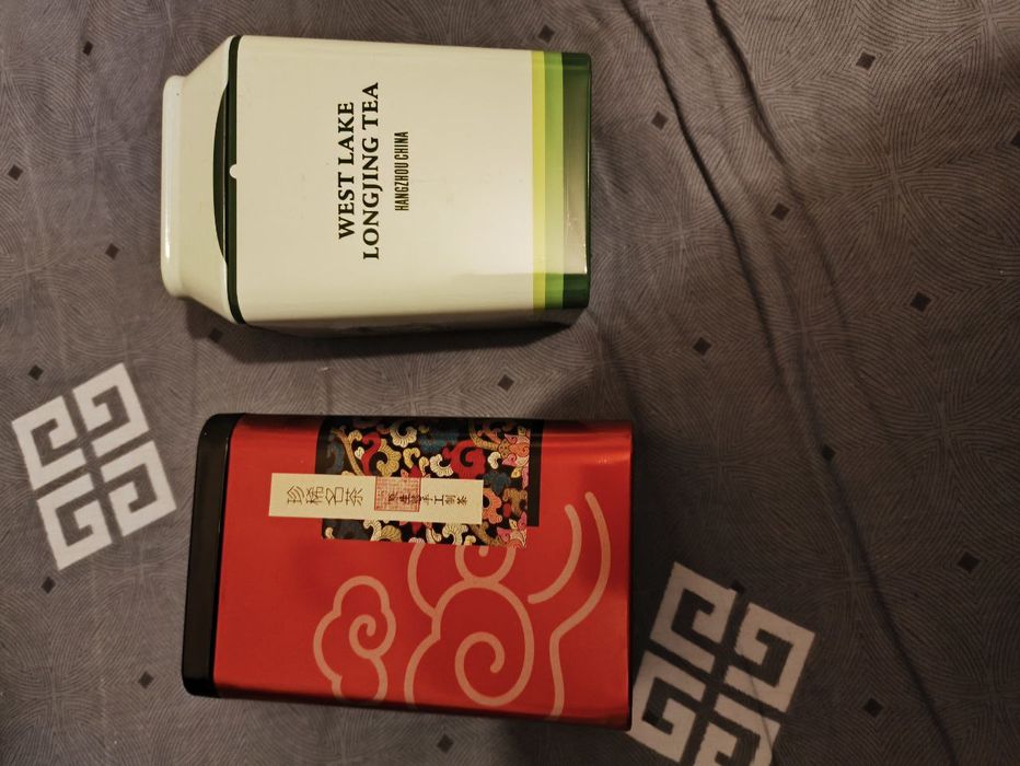 Металлические баночки