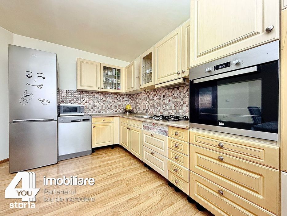 Casă P+M din anul 2010 în Cicir, 174 mp + garaj, cu teren 1422 mp