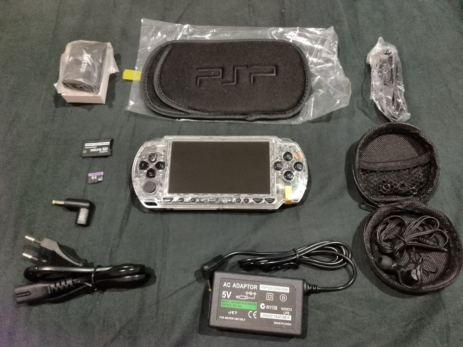 Vând joc copii psp cu 58 jocuri