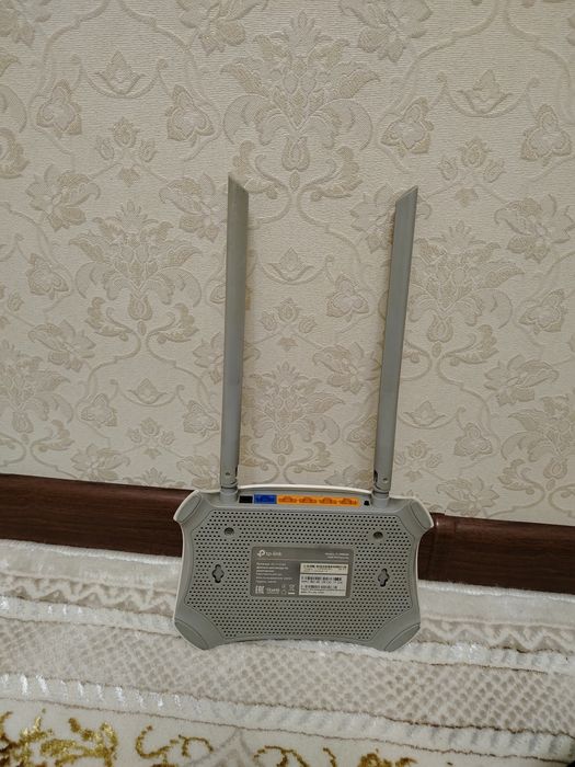 Роутер сотилади Tp-link (бу)