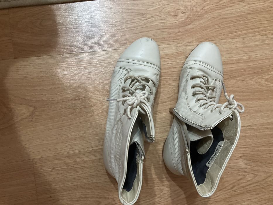 Ботинки осенние …