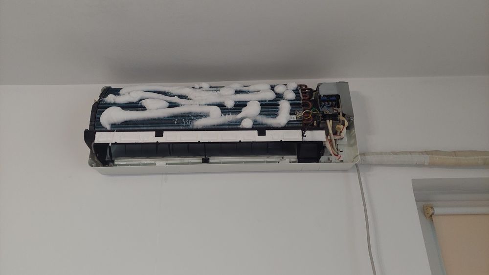 Montaj și întreținere aparate aer conditionat si centrale termice