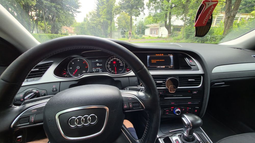 Audi A4 AVANT 2.0 Diesel automat