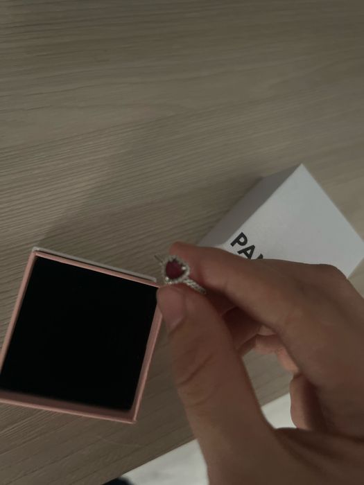 Срочно продам кольцо от Пандоры