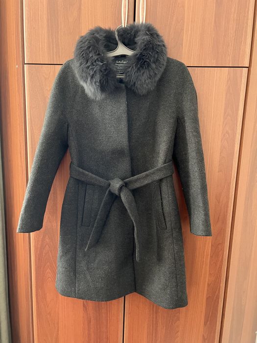 Продаются пальто