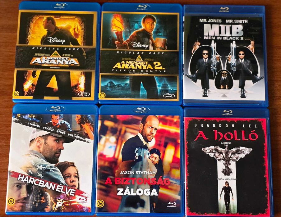 Vand pachet de 20 filme bluray, la un pret redus, fara subtirare in romana