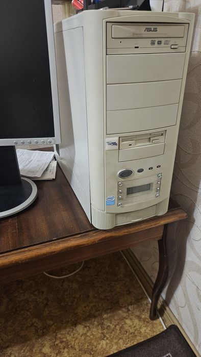 Продам компьютер б/у
