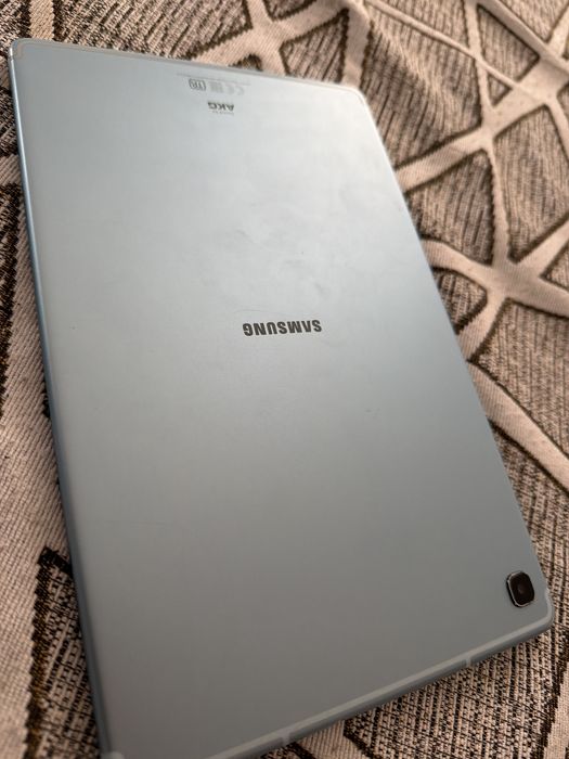 Срочно продам Galaxy tab6lite планшет