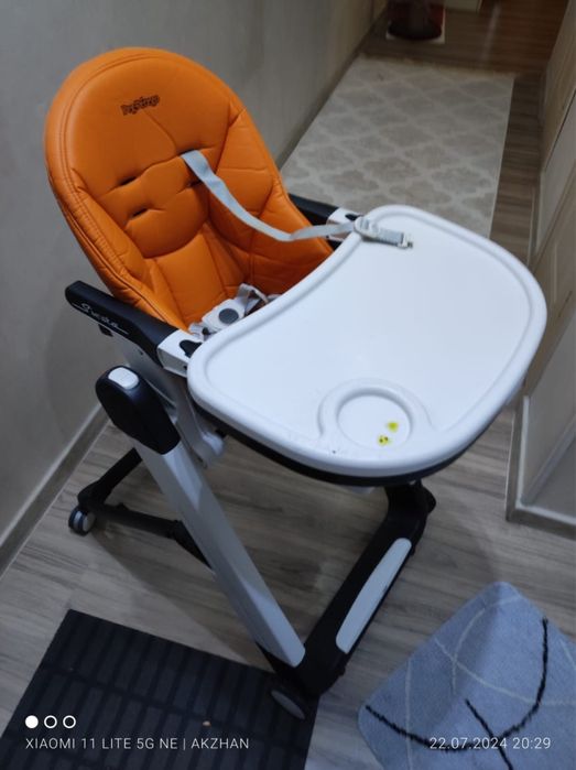 Детский стул для кормления