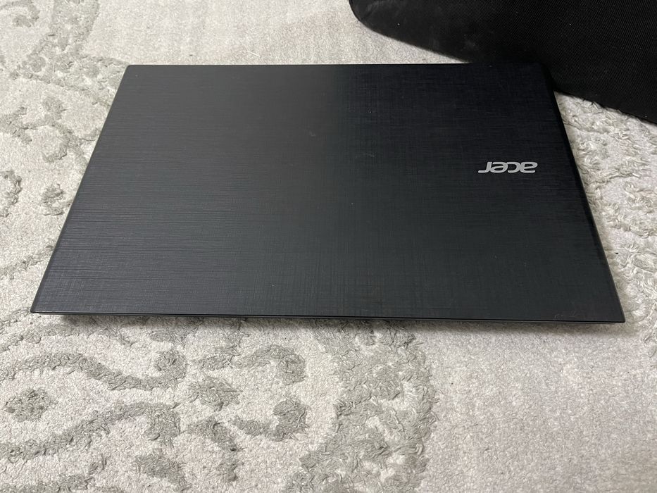 Продам ноутбук Acer TraverMate P257 Core i3