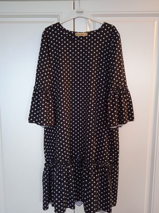 Продам платья женские