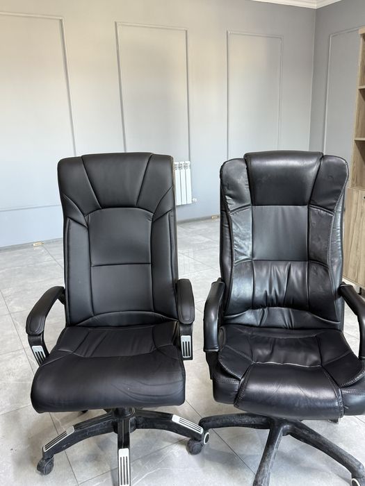 Кресло 2шт для офиса б/у