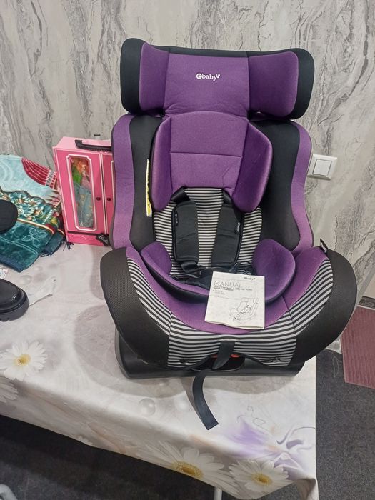 Продаётся фирменный авто кресло