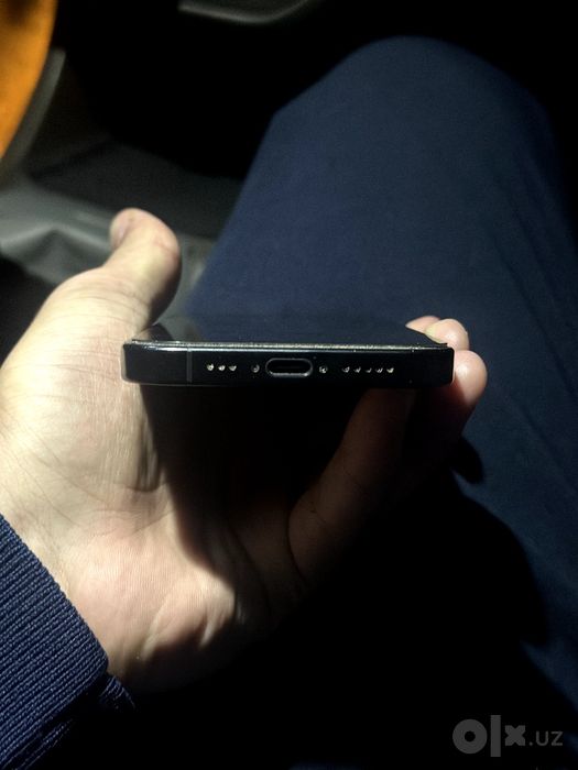 iPhone 16 pro  black