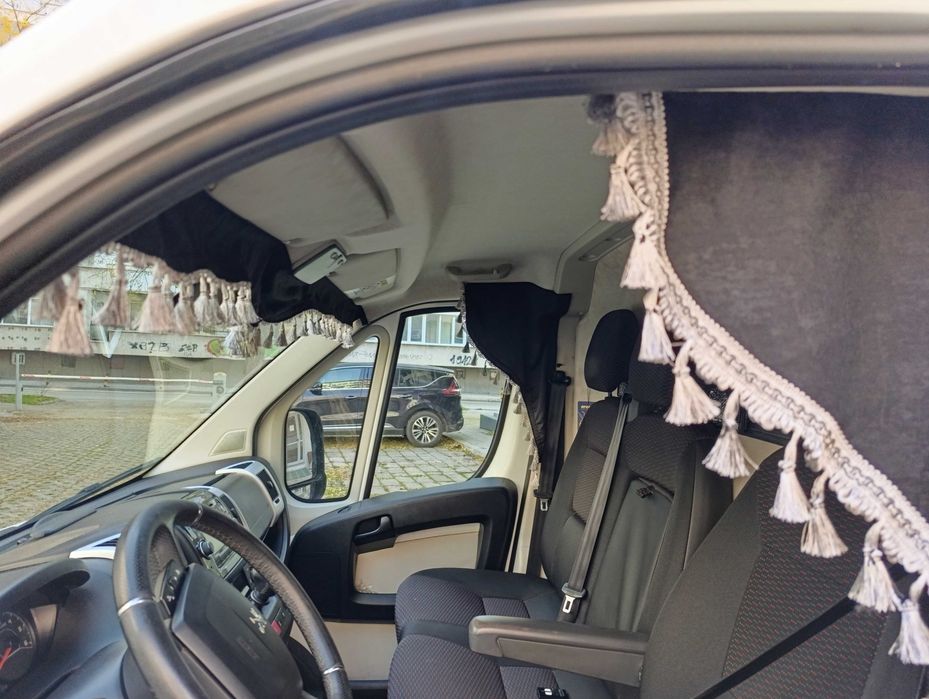 Декоративни пердета за микробус