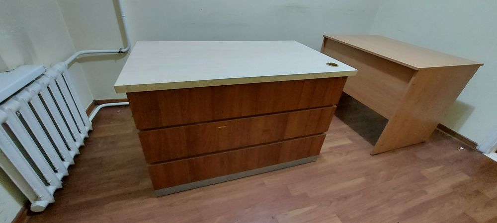 Стол офисный, размер 120х70 см
