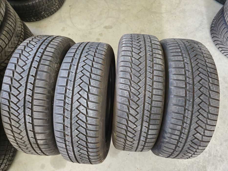 4 anvelope iarna  Continental  215 55 17 stare foarte buna