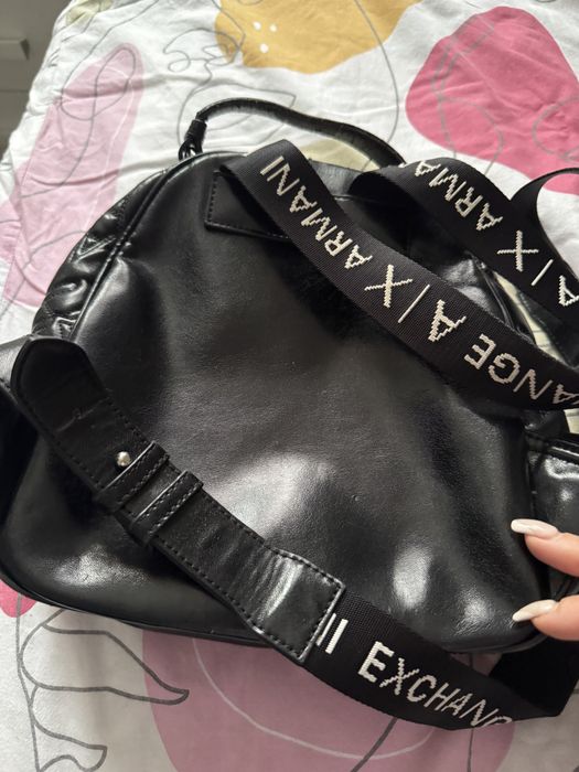 Оригинална дамска  раница Armani използвана