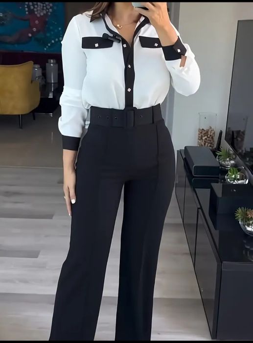 Vând Compleu 2 piese