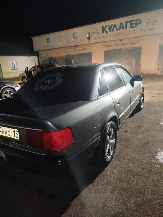 Продам Ауди 100 с4