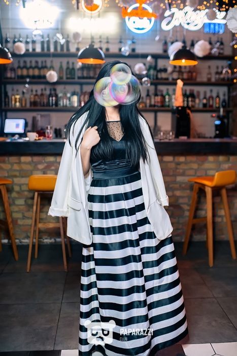 Вечернее стильное платье 8000