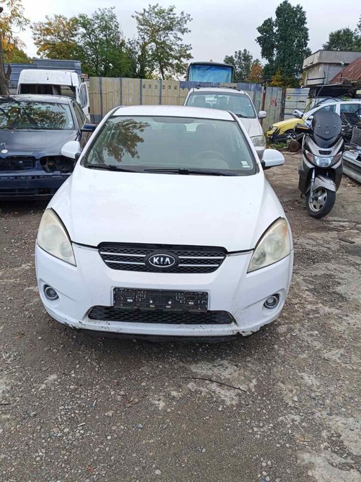 Kia Ceed 1.4 , Киа Сийд бензин На Части !!!