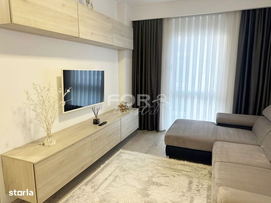 Apartament lux tip studio, cu parcare, de inchiriat West Residence