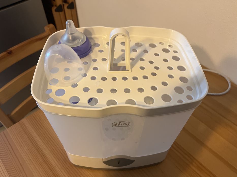 Sterilizator Biberoane Chicco 3 in 1
