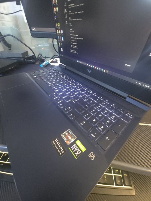 Геймърски лаптоп HP Victus 16- Ryzen 7, RTX 3050ti, 1Tb nvme, 144 Hz
