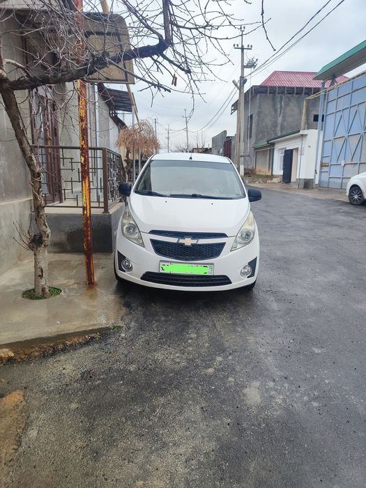 Spark 2015 yil sotiladi