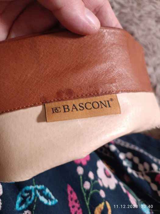 Продам сапоги димесезоные, кожаные, очень классные