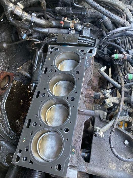 Renault LAGUNA 2 на части заради блокирал автомат