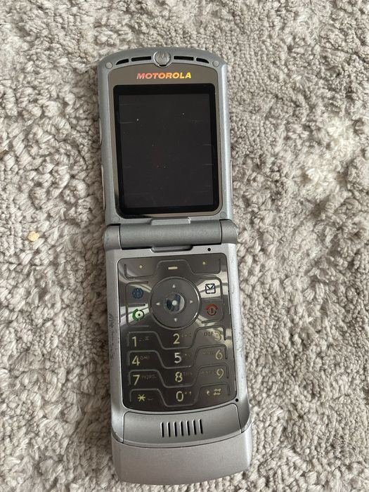 Моторолла V-3 в рабочем состоянии