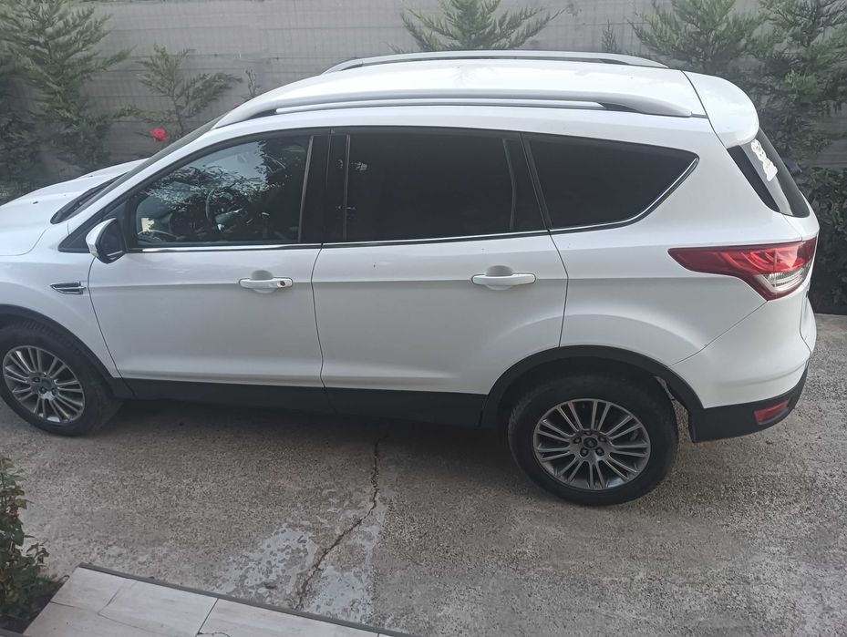 FORD Kuga 2014 — imagine 3