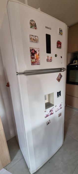 Frigider Beko defect