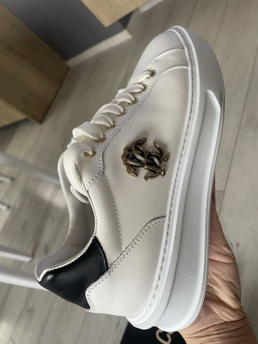 Roberto Cavalli  39/40.