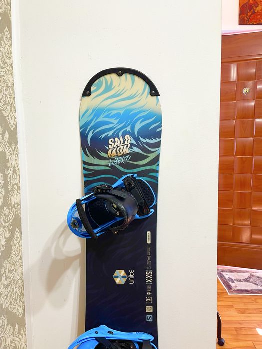Placa snowboard 135 cm salomon  cu legaturi