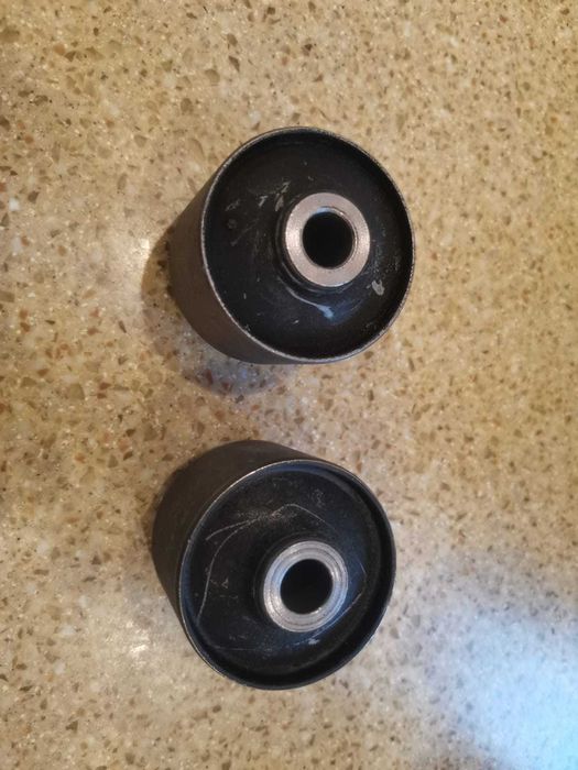 Сайлентблок рычага подвески Ssang Young