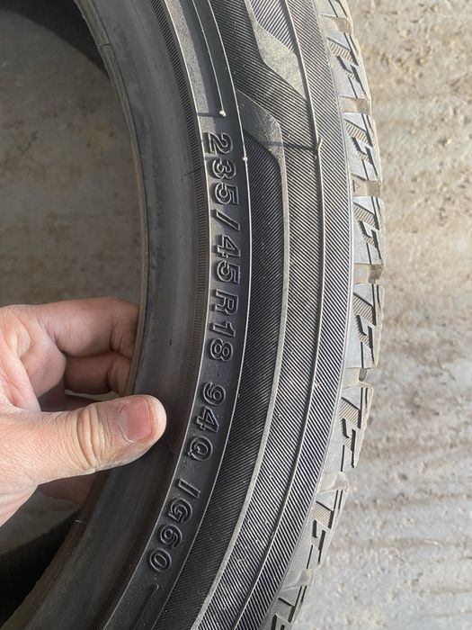 235/45R18 YOKOHAMA