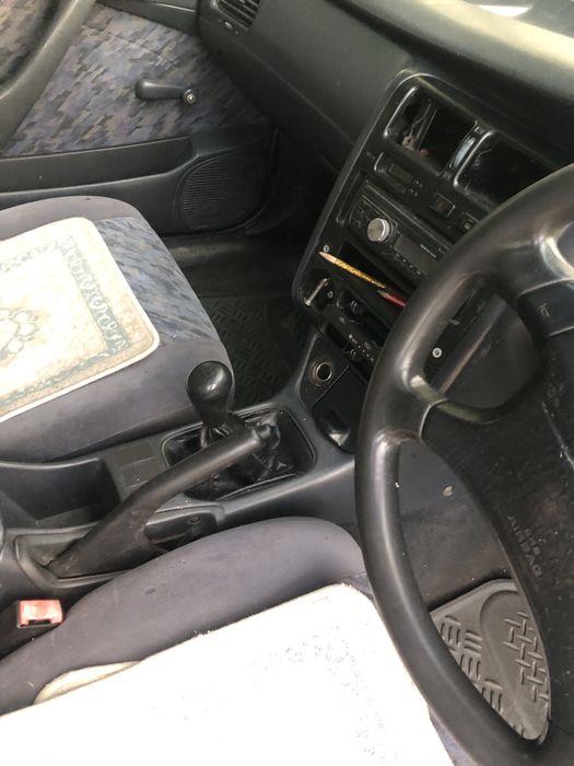 Продам автомобиль тойота карина