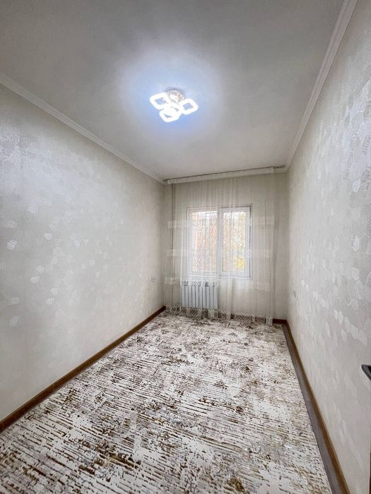 Срочно продаётся 3-комнатная квартира в Юнусабадском районе. 9 квартал