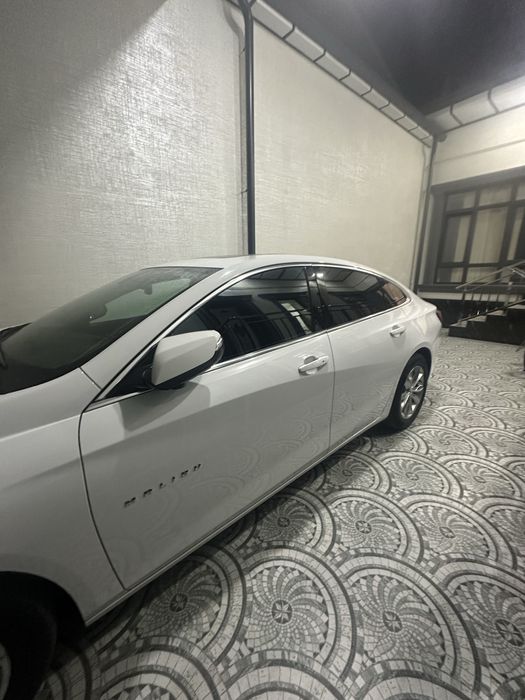 Malibu premier toza100% 35.000 probeg