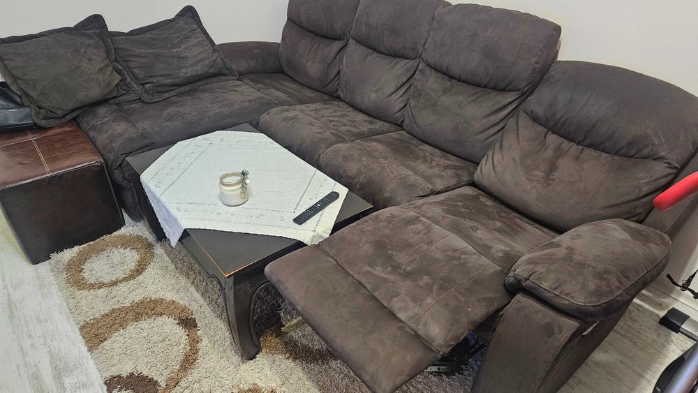 Диван ъглов с релакс зона